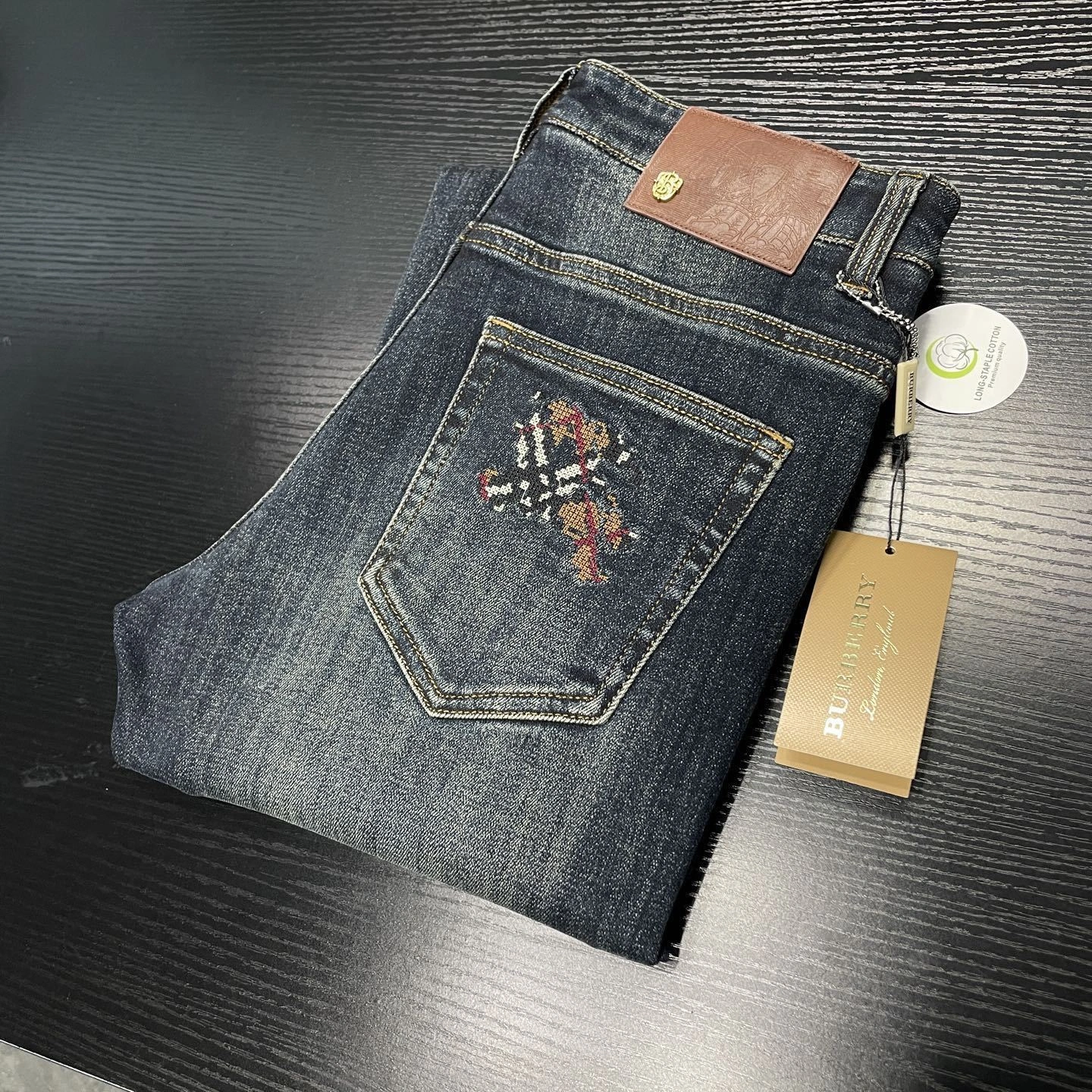 wg.luxury-- 2ur25rry item: E-F000J1332
